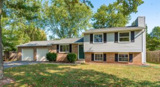 19145 Hempstone Ave Poolesville, MD 20837